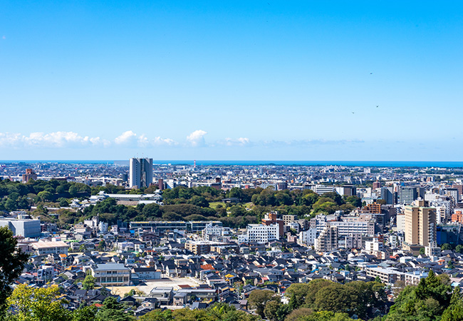 駅前の景色